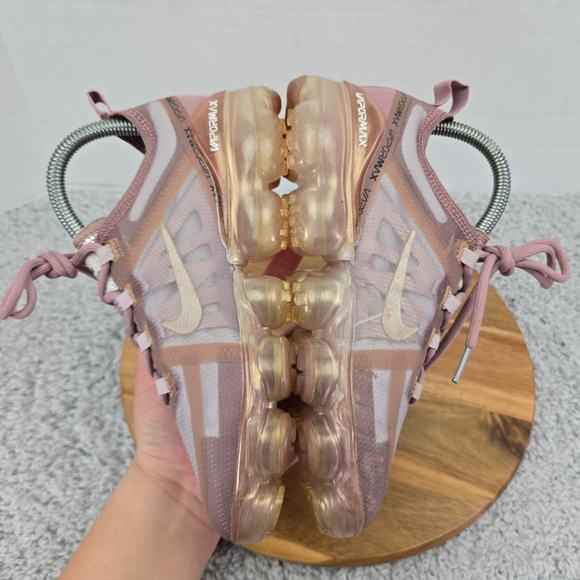 Nike Air Vapormax 2019 Plum Chalk Athletic Gym Daily Sneaker Womens 7 AR6632-500 - Picture 8 of 14